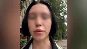 Избитая на пляже в Ярославле девушка забрала заявление из полиции из-за матери
