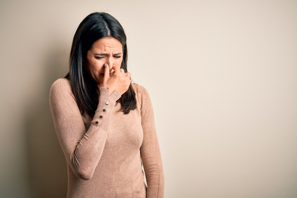 Более резкие и неприятные запахи могут быть связаны с неинфекционными заболеваниями, такими как рак, диабет и болезни почек. Фото © Shutterstock