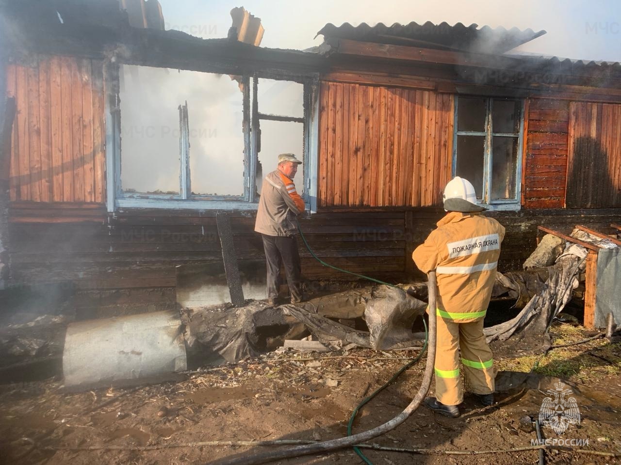 Мать с младенцем сгорели при пожаре в Амурской области