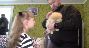 Глава ДНР обрадовал девочку из Енакиева подарком от президента РФ