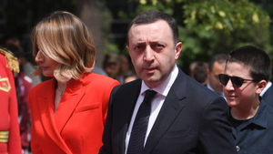 Премьер Грузии объяснил, почему не пожал руку Зеленскому