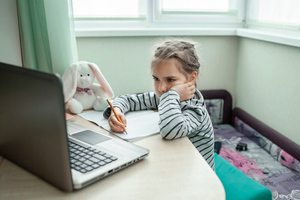 Глава Минпросвещения отреагировал на призыв отменить домашние задания