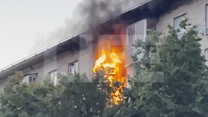 Лайф публикует видео с места пожара на проспекте Вернадского, где погиб человек