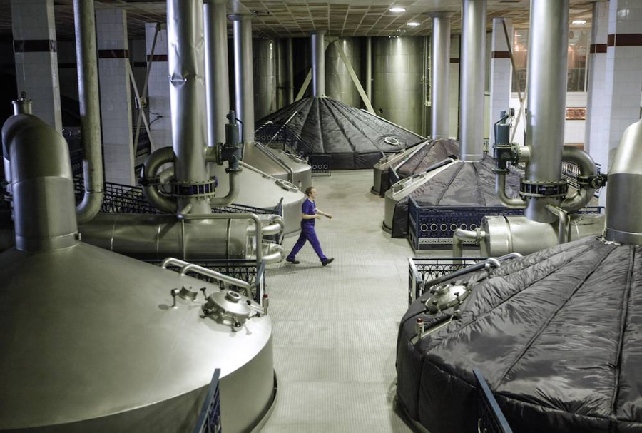 Завод пивоваренной компании "Балтика" в Санкт-Петербурге. Фото © Сергей Коньков / ТАСС