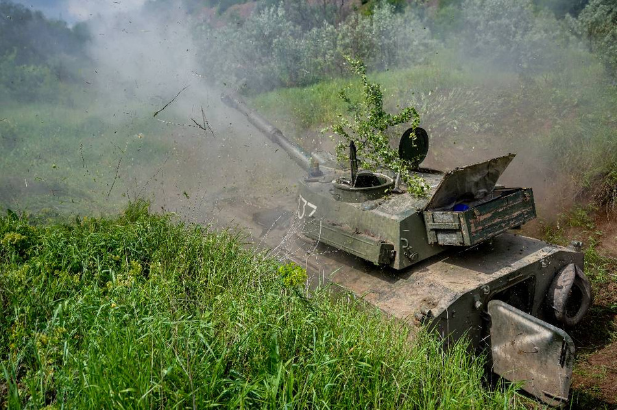 Cамоходная артиллерийская установка (САУ) 2С1 "Гвоздика". Фото © ТАСС / Николай Тришин