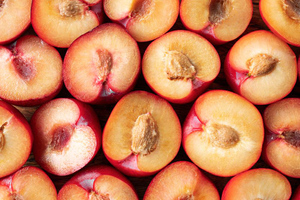 Врач объяснила, почему худеть на персиковой диете — не лучшая идея