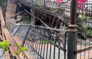 Мост рухнул в Приморье