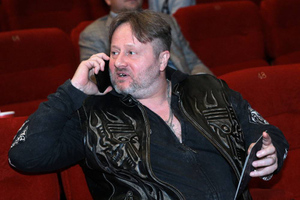 Актёр "6 кадров" сравнил с тлёй притаившихся в России артистов – сторонников Украины