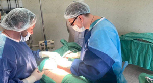 Подмосковные врачи спасли мужчину с разрывом пищевода из-за переедания