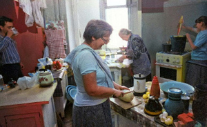 10 фото из советских коммуналок, глядя на которые вы провалитесь в свою молодость