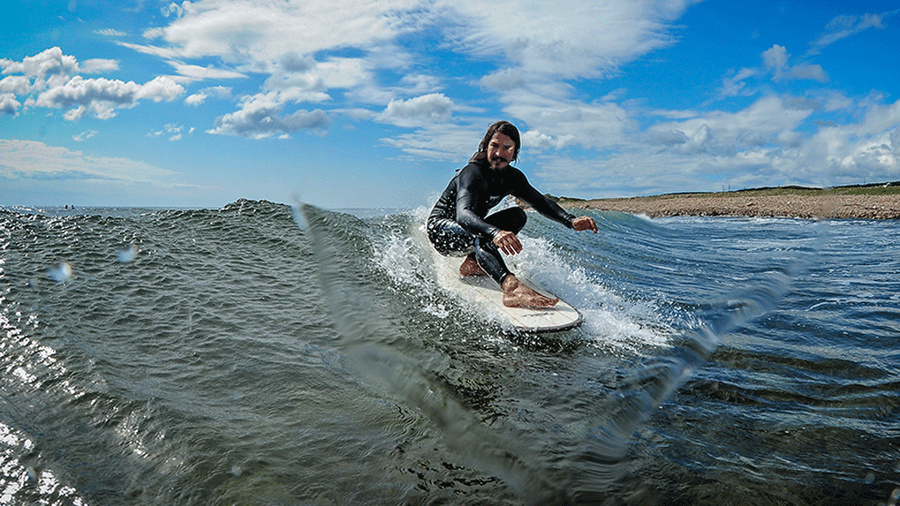 В России есть 2,8 млн рек и почти столько же озёр: успеть за лето прокатиться по всем на SUP-борде не получится, даже если очень захотеть. Обложка © ТАСС / Юрий Смитюк