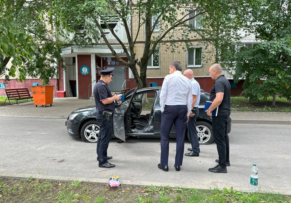 Что творится в белгороде сегодня последние новости. Человек в машине. Следственный комитет.