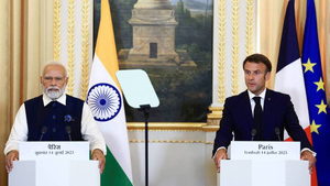 СМИ узнали детали новейшего мирного плана Макрона и Моди по Украине