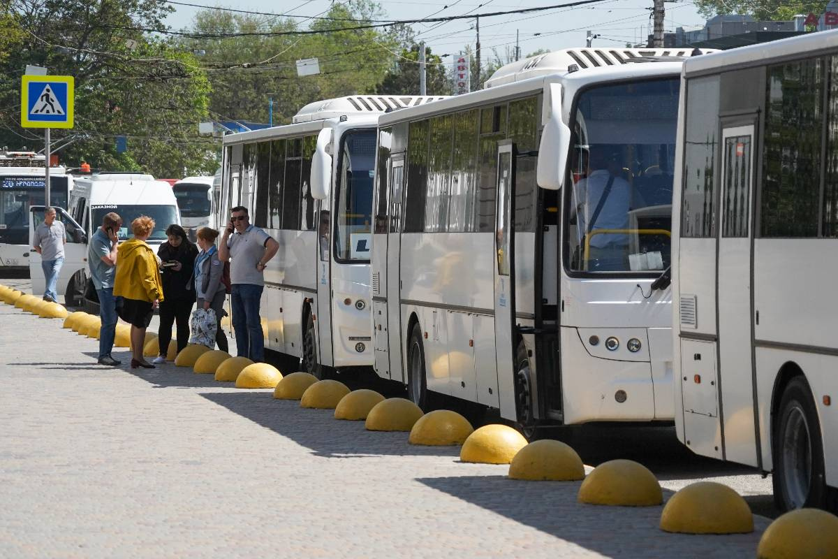 Автобусные рейсы из Краснодара в Крым отменены из-за ЧП на Крымском мосту
