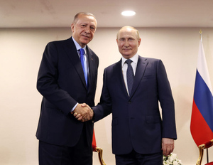 Эрдоган назвал Путина своим другом и пообещал провести переговоры с ним по зерновой сделке