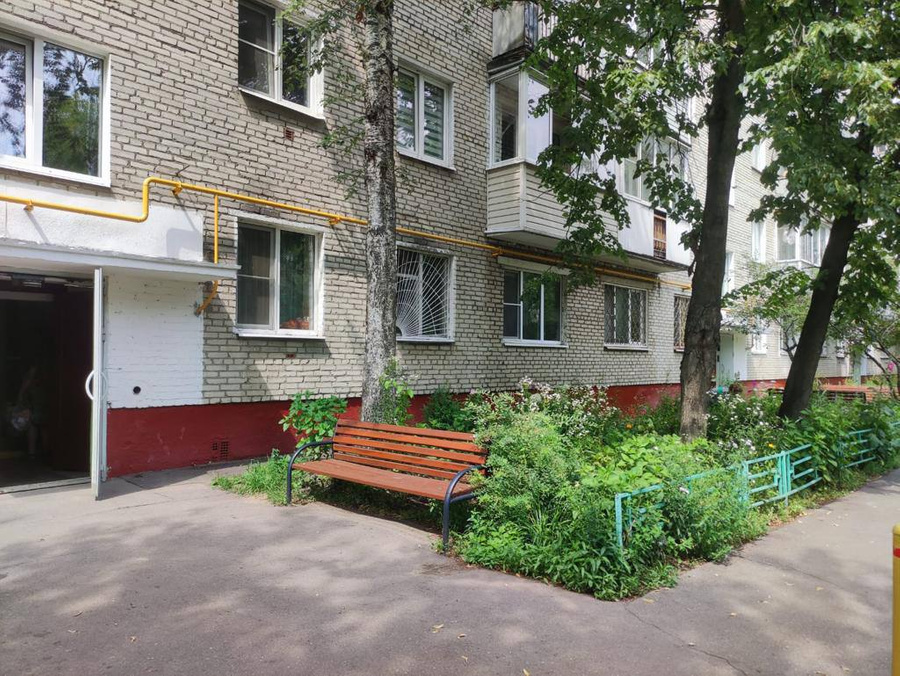 Дом на улице Оренбургской в Москве, где из окна выпал годовалый ребёнок. Фото © Прокуратура Москвы