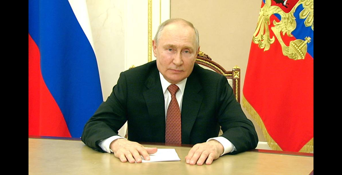Путин рассказал, как подрабатывал грузчиком