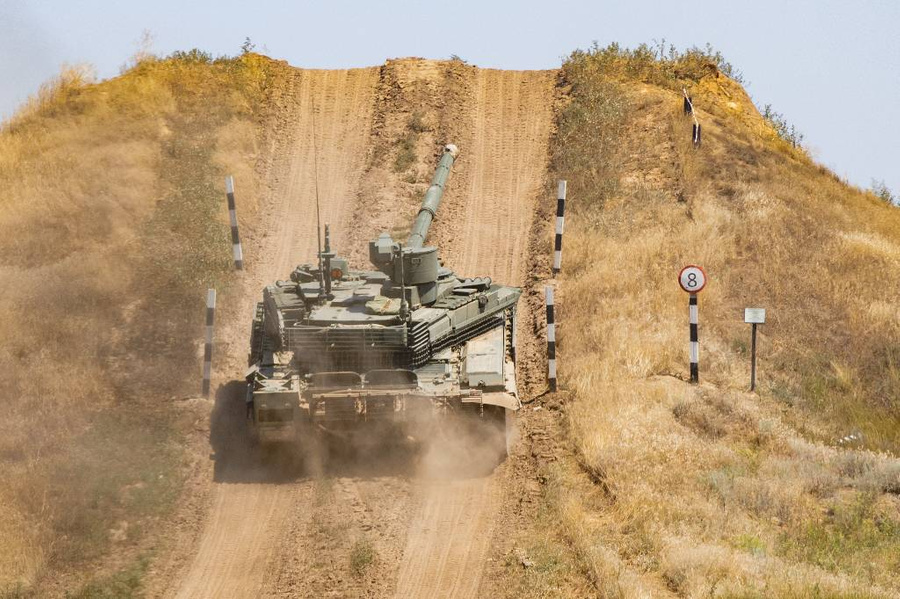 Боевая подготовка военнослужащих на полигонах военного округа. Фото © ТАСС / Вадим Савицкий