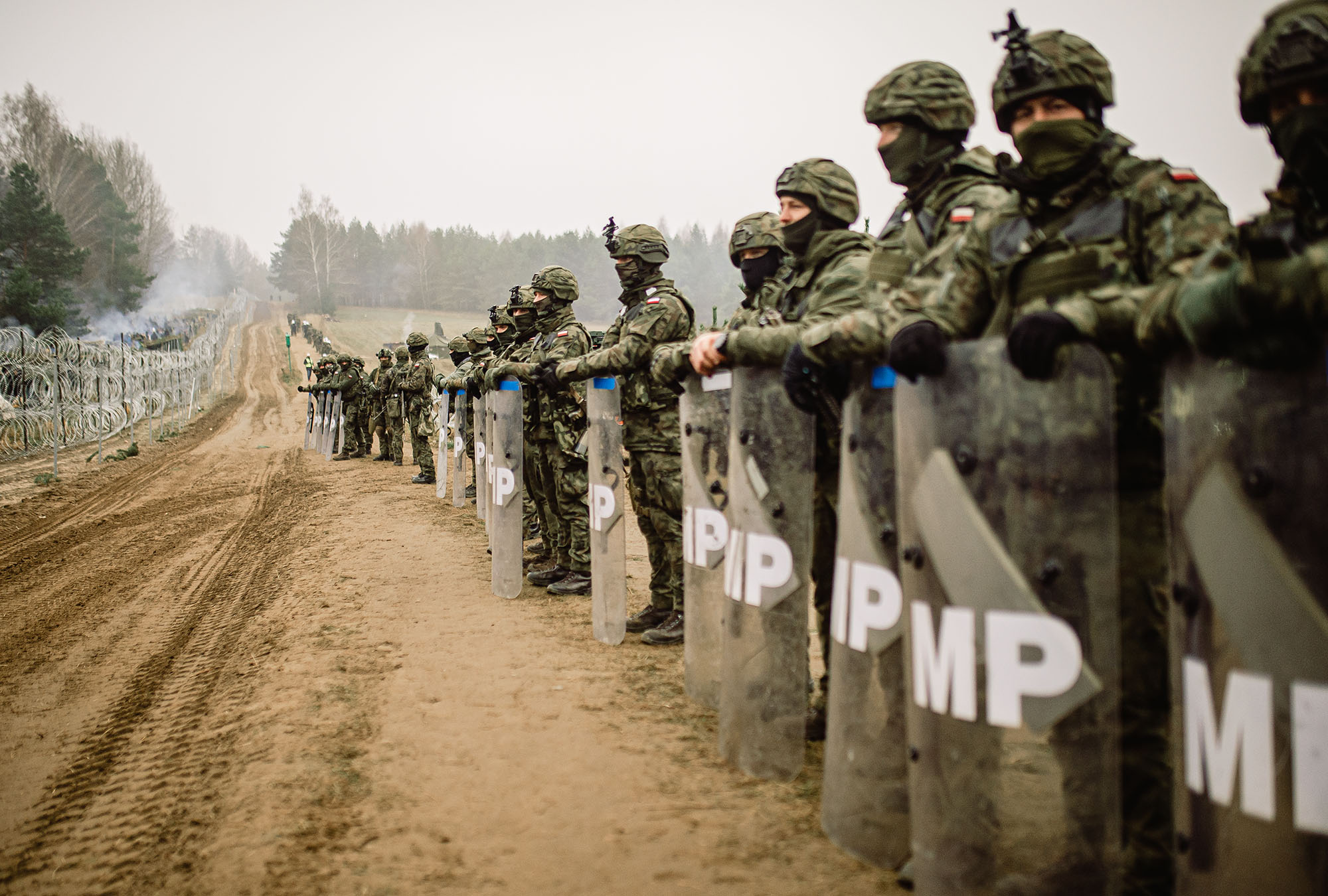 Солдаты Вооружённых сил Польши патрулируют белорусско-польскую границу. Фото © Getty Images / Irek Dorozanski / Polish Ministry of National Defence