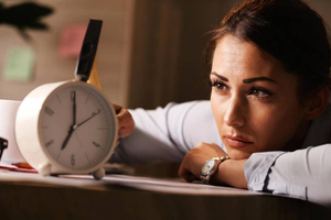 Психолог рассказала, какая скрытая причина может быть у опозданий на работу