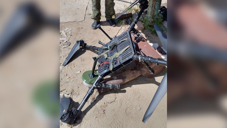 Один из дронов "Баба-яга", подбитых в зоне проведения спецоперации. Фото © VK / В зоне СВО 