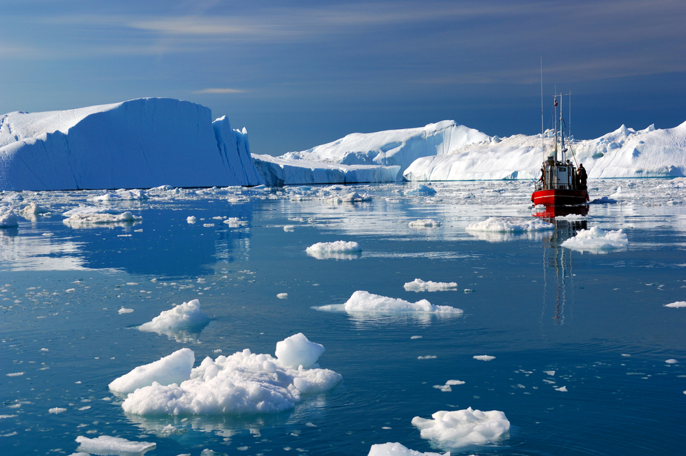 Тающий ледник. Фото © Shutterstock