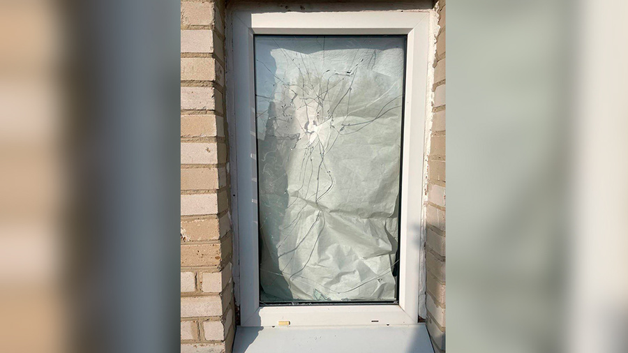 Последствия обстрела ВСУ хутора Олешня в Суджанском районе Курской области. Фото © t.me / Роман Старовойт