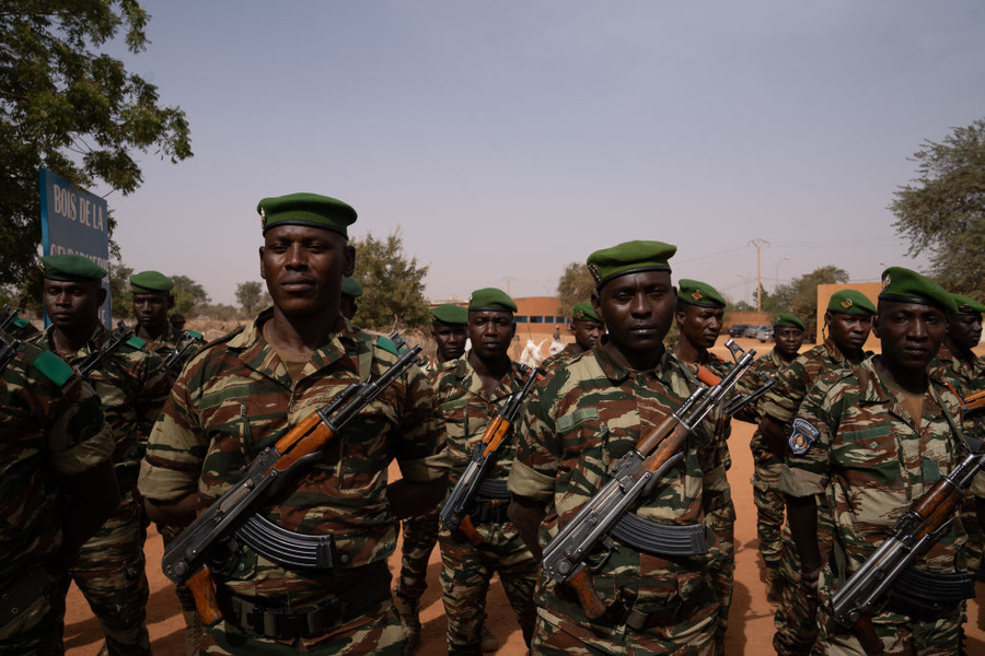 Что известно о военном перевороте в Нигере и реакции Запада на последние новости. Обложка © Getty Images / David Zorrakino / Europa Press
