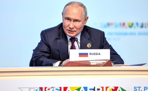 Путин: Для России нейтральный статус Украины имеет принципиальное значение