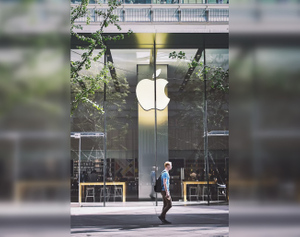 Apple стала первой в мире компанией с капитализацией более 3 трлн долларов