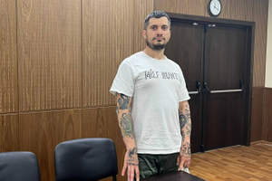 Суд назначил 13 суток ареста Паше Технику за татуировки с Карлсоном и свастикой