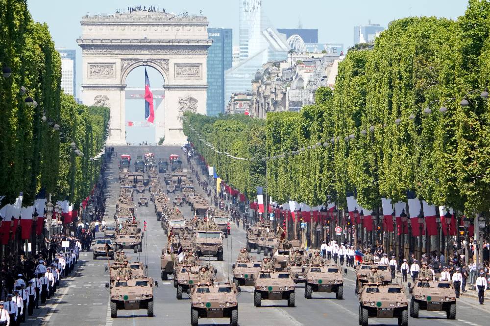Во Франции придумали, как избежать беспорядков на День взятия Бастилии