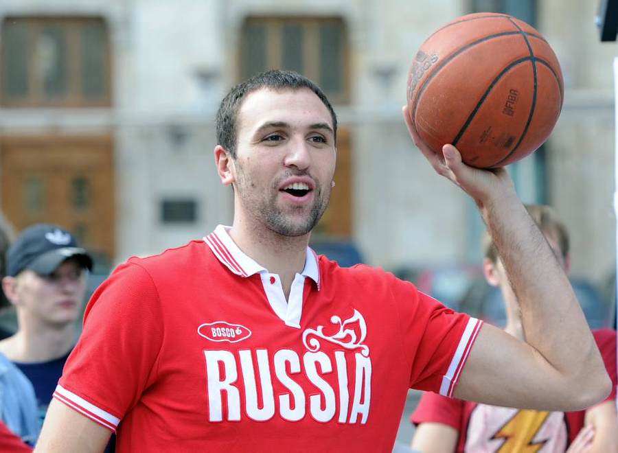 Чемпион Европы по баскетболу 2007 года Никита Шабалкин. Фото © ТАСС / Артём Коротаев