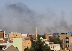 Группу российских граждан и дипломатов эвакуировали из Судана из-за боёв