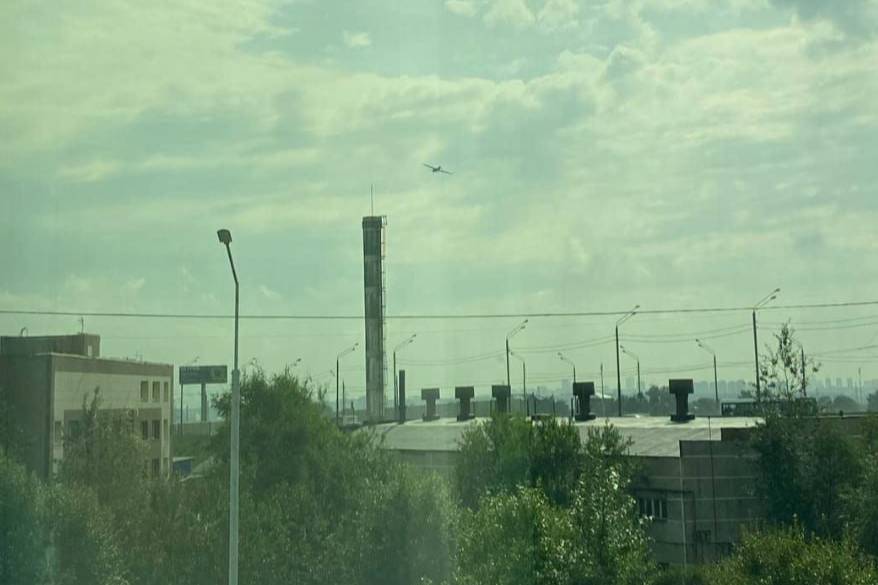 Предположительно, тот самый беспилотник, который сбили в районе Карамышевского гидроузла в Москве. Обложка © Telegram / SHOT
