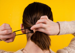 Российским женщинам рассказали, от каких причёсок они тупеют и могут облысеть