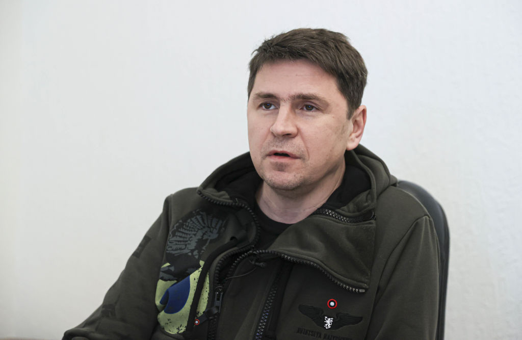 Советник Зеленского признал, что его брат живёт в России