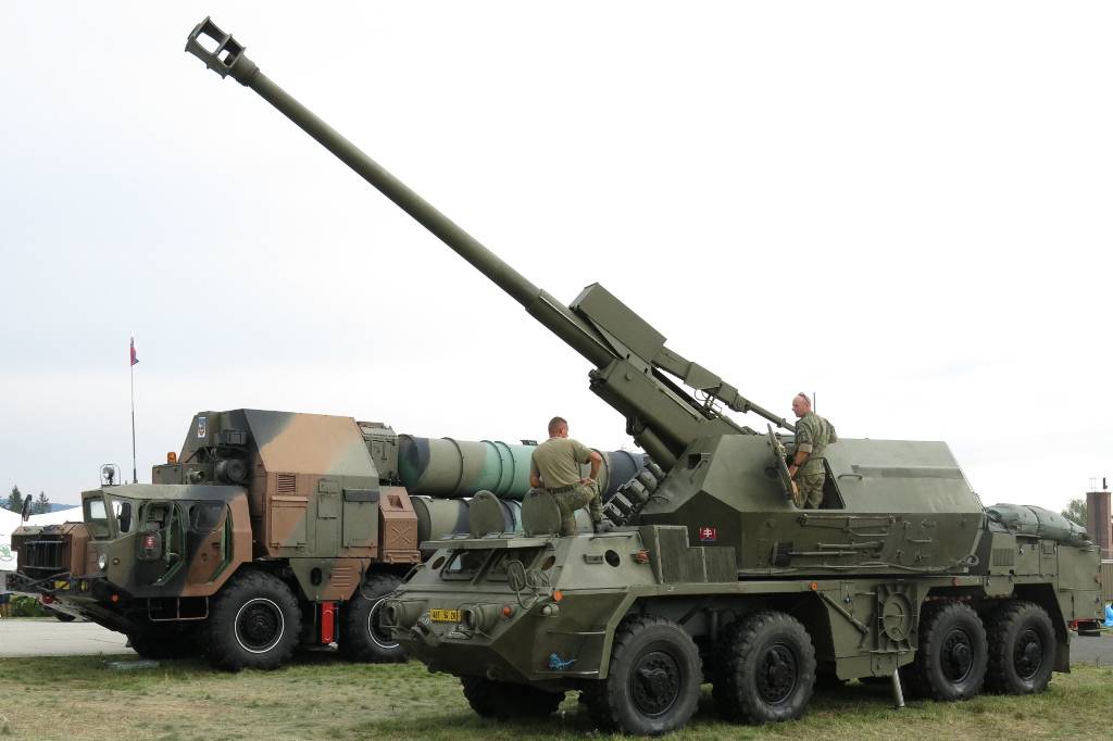 Российская армия впервые за СВО уничтожила две словацкие САУ Zuzana-2