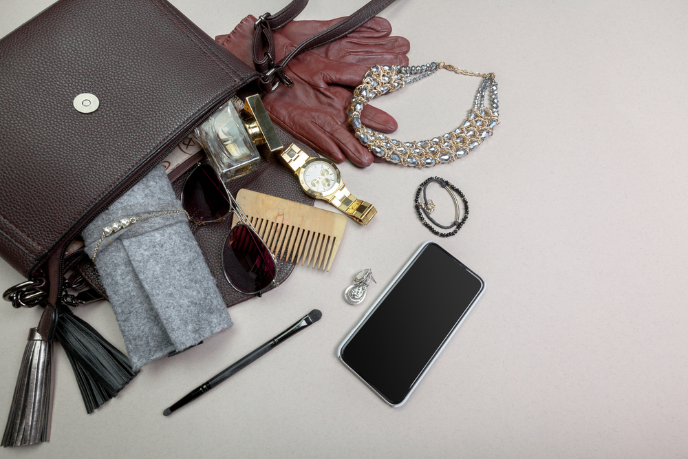 7 вещей которые есть в сумочке успешной женщины
