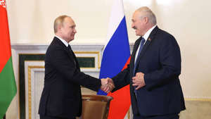 Лукашенко заявил, что Путин перед СВО просил "прикрыть его"