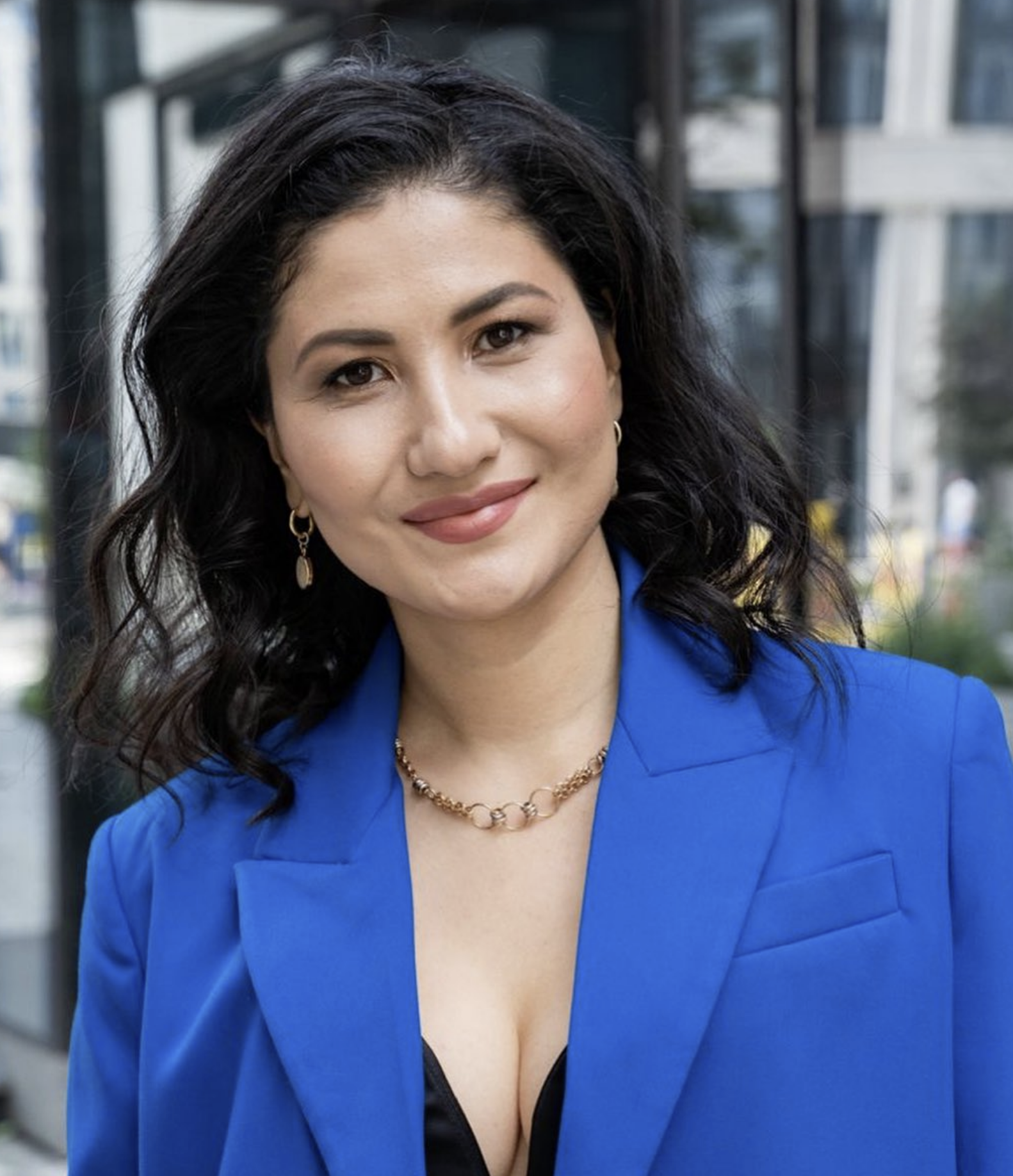 <p>Свой взгляд он объясняет законами природы, традициями или религиозными канонами. Если же ваше мнение отличается от его в этом вопросе, будьте осторожны. Возможно, перед вами обычный абьюзер и собственник, который таким образом хочет проявить власть над другим человеком</p>