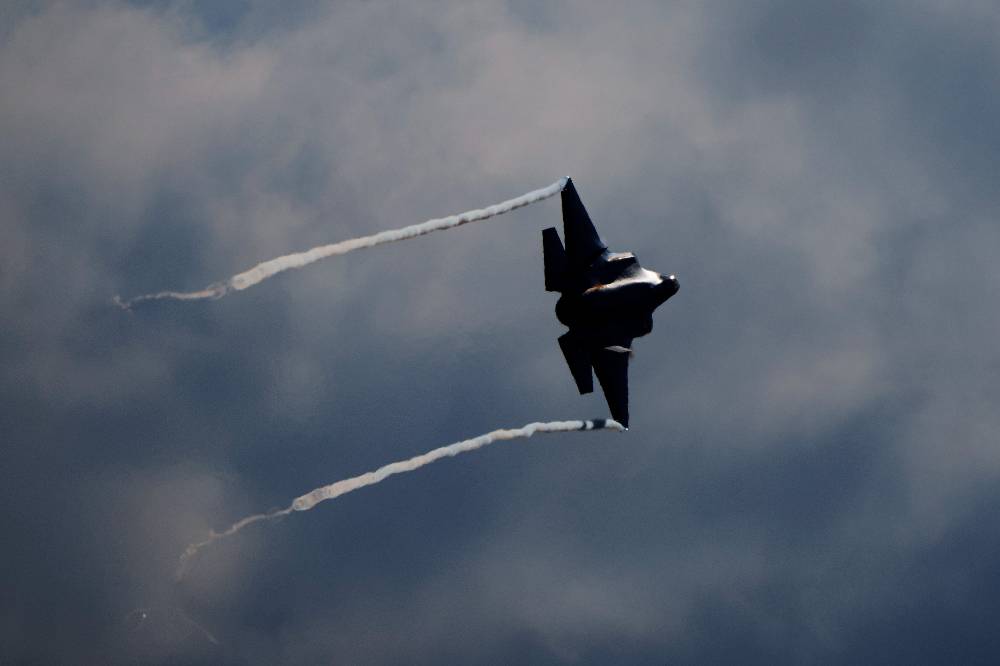 Истребители проамериканской коалиции опасно сблизились с российскими самолётами в Сирии