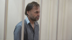 Челябинского маньяка, 14 лет удерживавшего дома девушку, этапируют в Москву