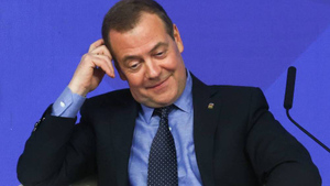 Медведев опять высмеял финнов анекдотом, напомнив им о заслугах Ленина
