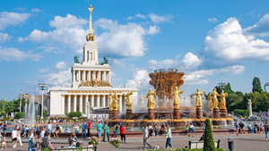 Бассейны, парки, фестивали: как в Москве развивают туризм