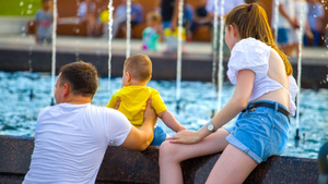 В России предложили дать дополнительные выходные работающим родителям