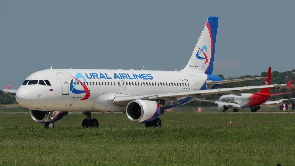 Медики рассказали о состоянии стюардессы рейса Сочи – Москва, у которой в полёте случился инсульт