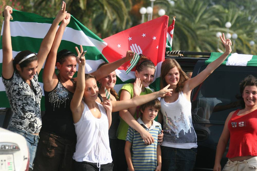 Празднование Дня признания независимости Абхазии. Фото © ТАСС / Александр Попов
