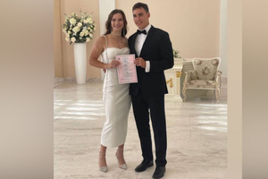 Российские лыжники Наталья Непряева и Александр Терентьев поженились