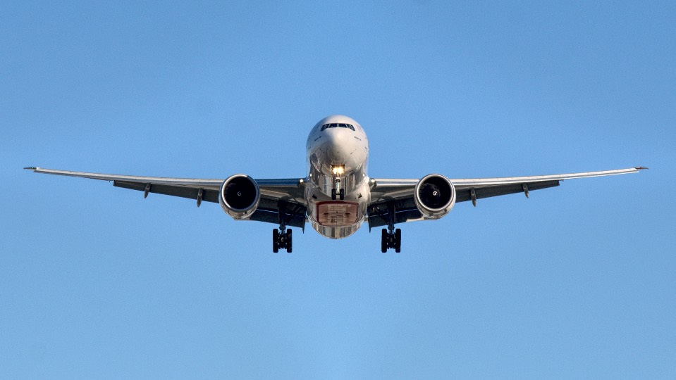 Обнародован полный список пассажиров рухнувшего под Тверью самолёта Embraer